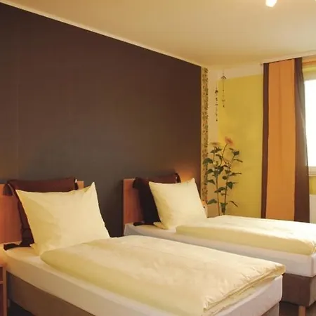 מלון Rosenhof 3*