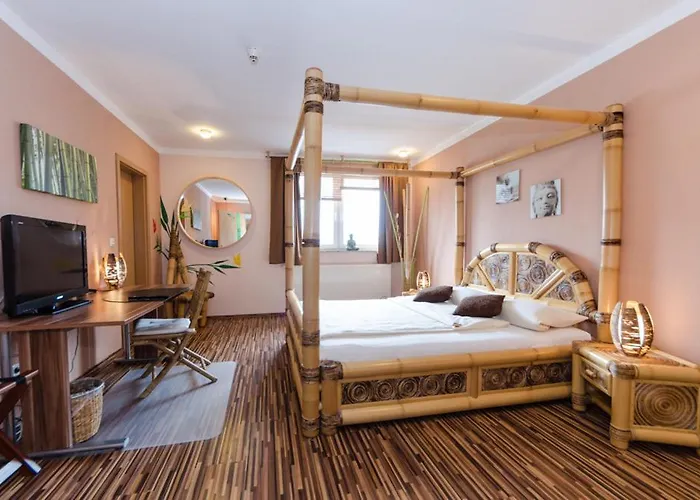 Rosenhof 3*