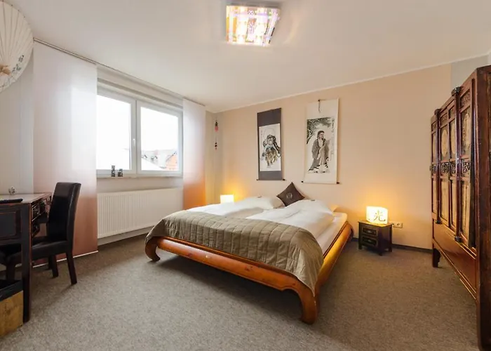 Rosenhof 3*